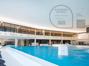 Отель Park Inn by Radisson Meriton Conference & Spa Hotel Tallinn Таллин